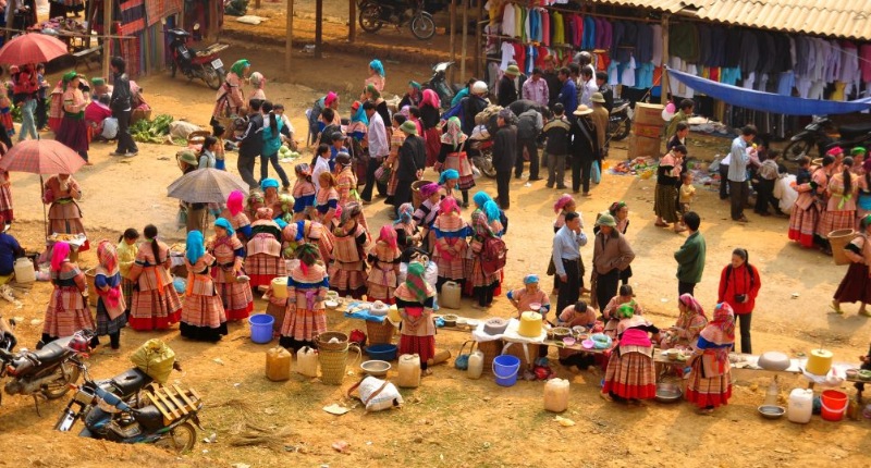 Đồng Văn Saturday Market